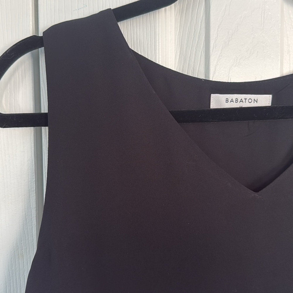 Babaton Black Sleeveless Blouse - Picture 8 of 8